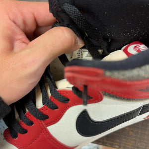 Jordan 1 Retro High OG Chicago Lost and Found (GS) Size 7Y (Pre-Owned) - aux