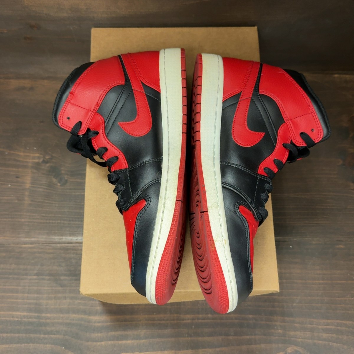 Jordan 1 Mid Banned (2020) Size 10.5 (Pre-Owned) - Image 4