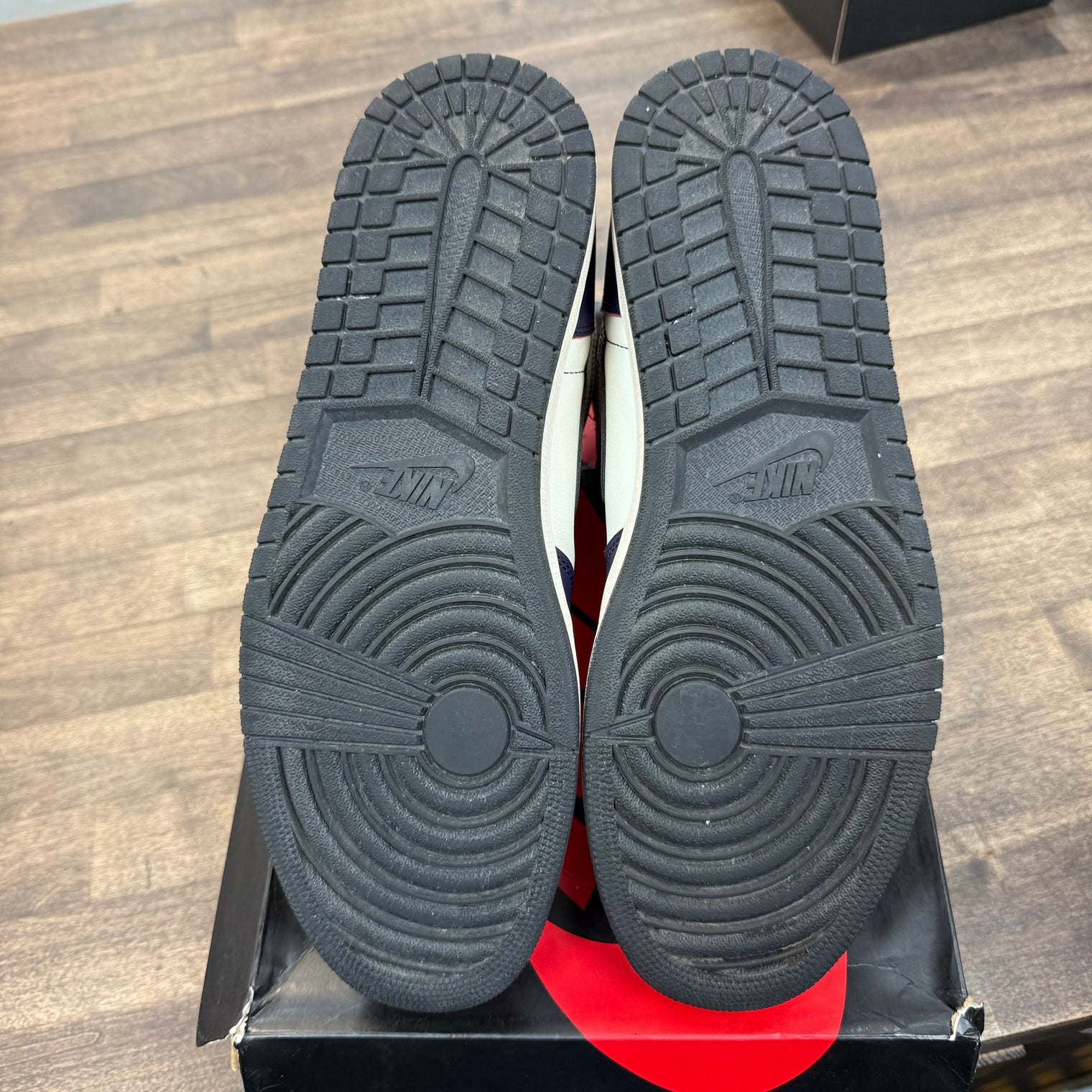 La to Chicago Jordan 1 High (USED)