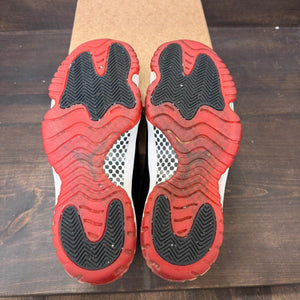 Jordan 11 Retro Playoffs Bred (2019) Size 8.5 (Pre-Owned) - Image 7