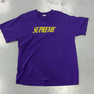 Supreme Tee Size XL (Pre-Owned) - front