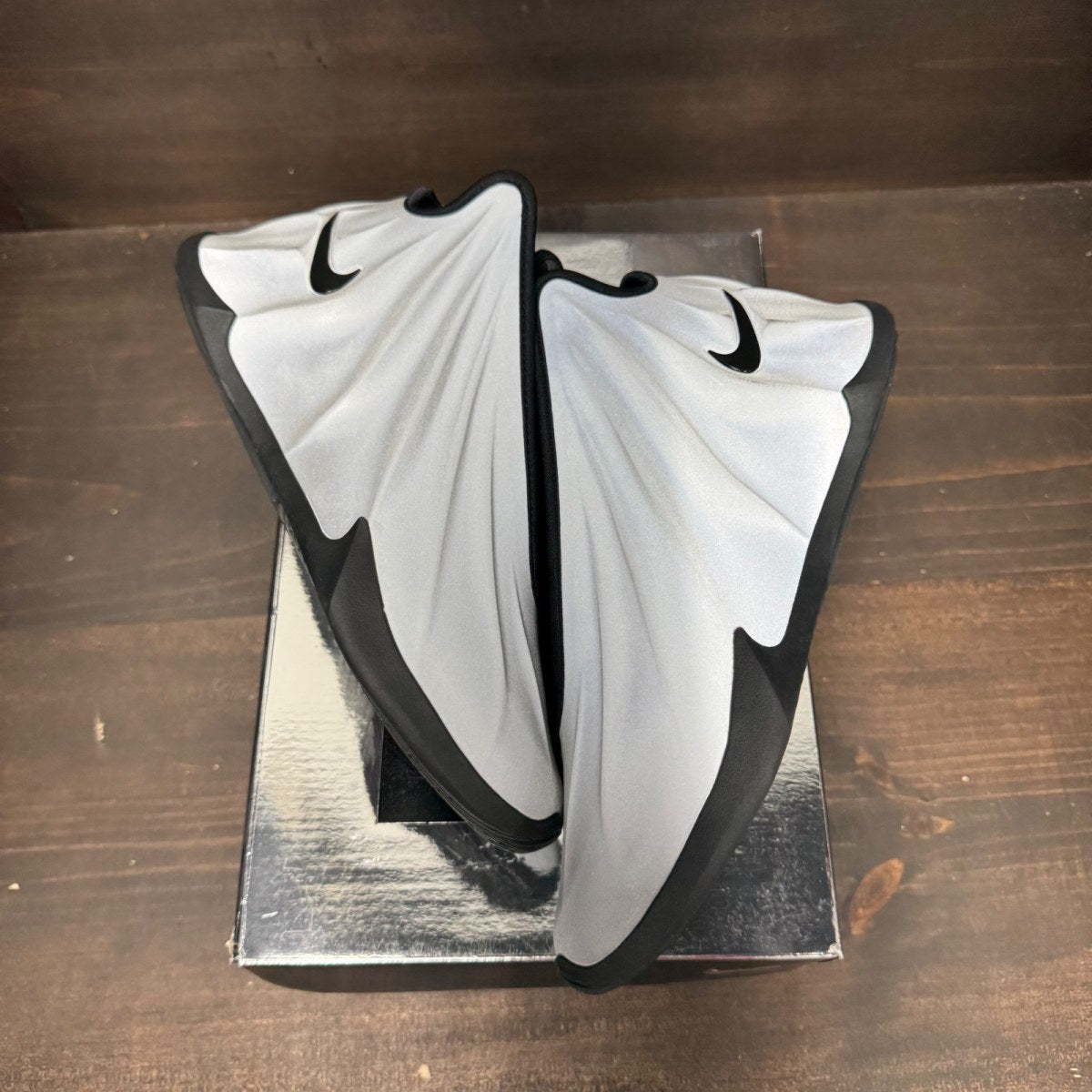 Nike GT Future Metallic Silver - Image 2