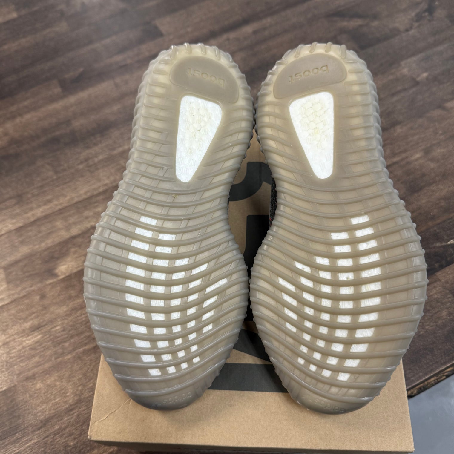 Beluga Reflective Yeezy 350 (USED)