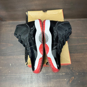 Jordan 11 Retro Playoffs Bred (2019) Size 10 (Pre-Owned) - side