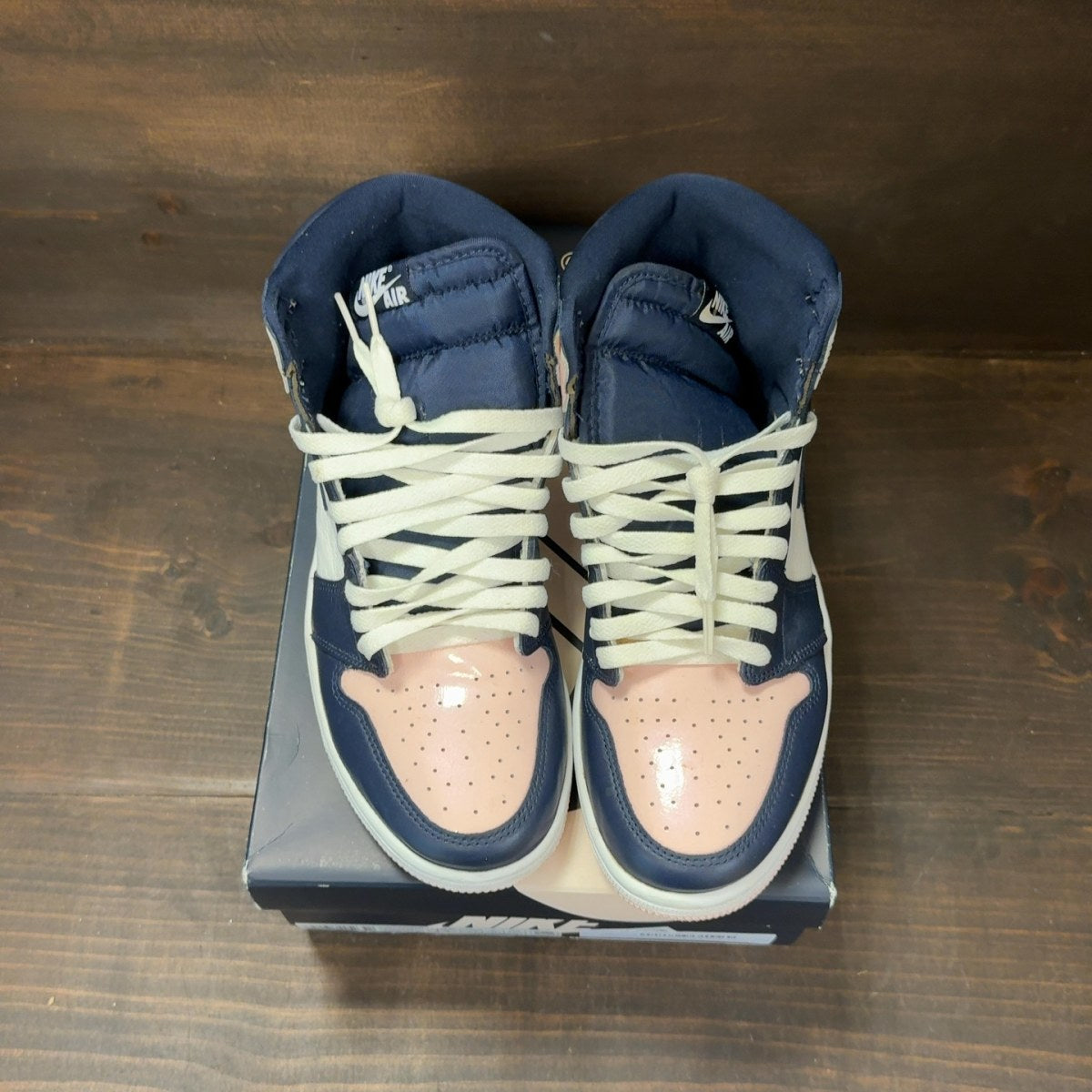 Jordan 1 Retro High OG Atmosphere (Women's) - Image 3