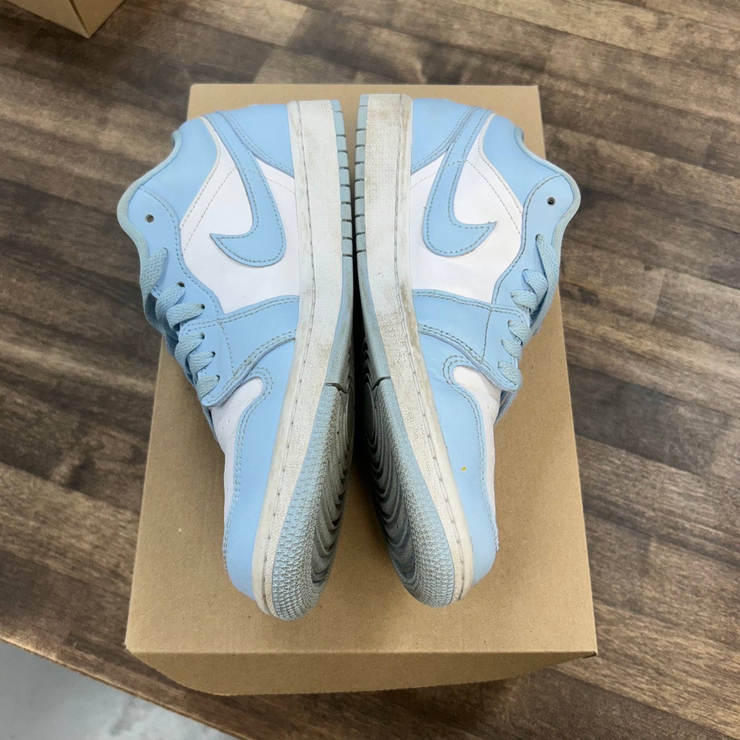 Jordan 1 Low White Ice Blue (W) (USED, No Box)