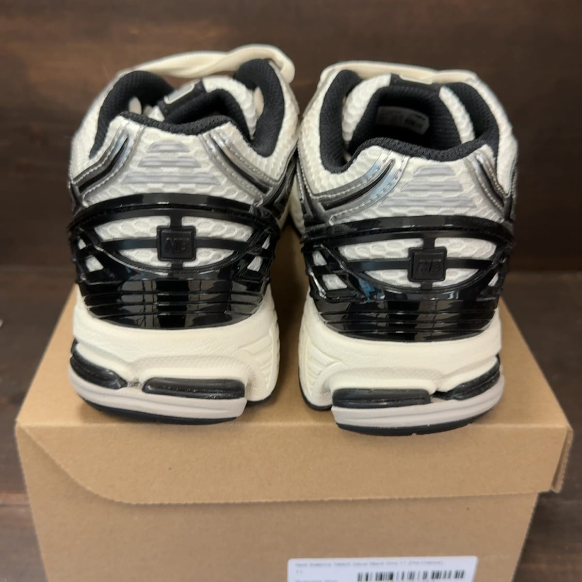 New Balance 1906R Silver Black Size 11 (Pre-Owned) - aux