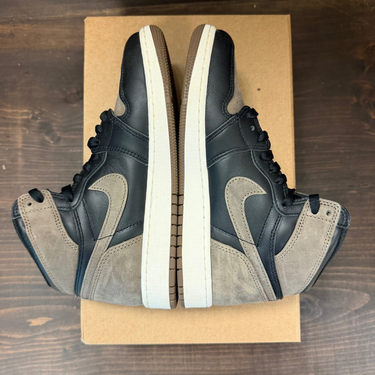 Jordan 1 Retro High OG Palomino (GS) Size 5.5Y (Pre-Owned) - Image 5