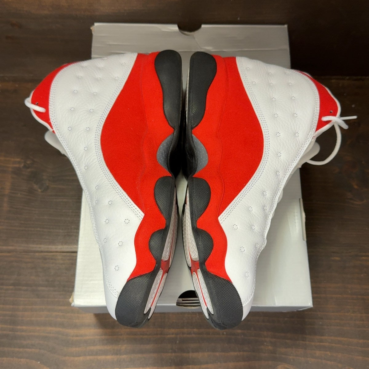 Jordan 13 Retro OG Chicago (2026) - Image 4