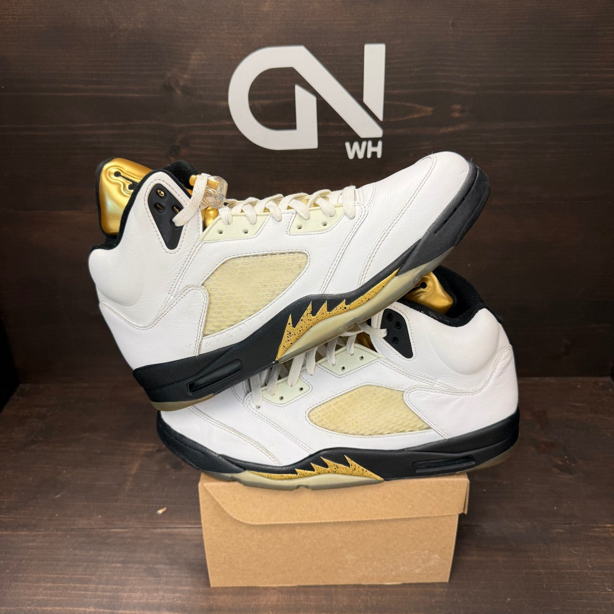 Jordan 5 Retro Olympic (2016) Size 13 (Pre-Owned) - Image 1