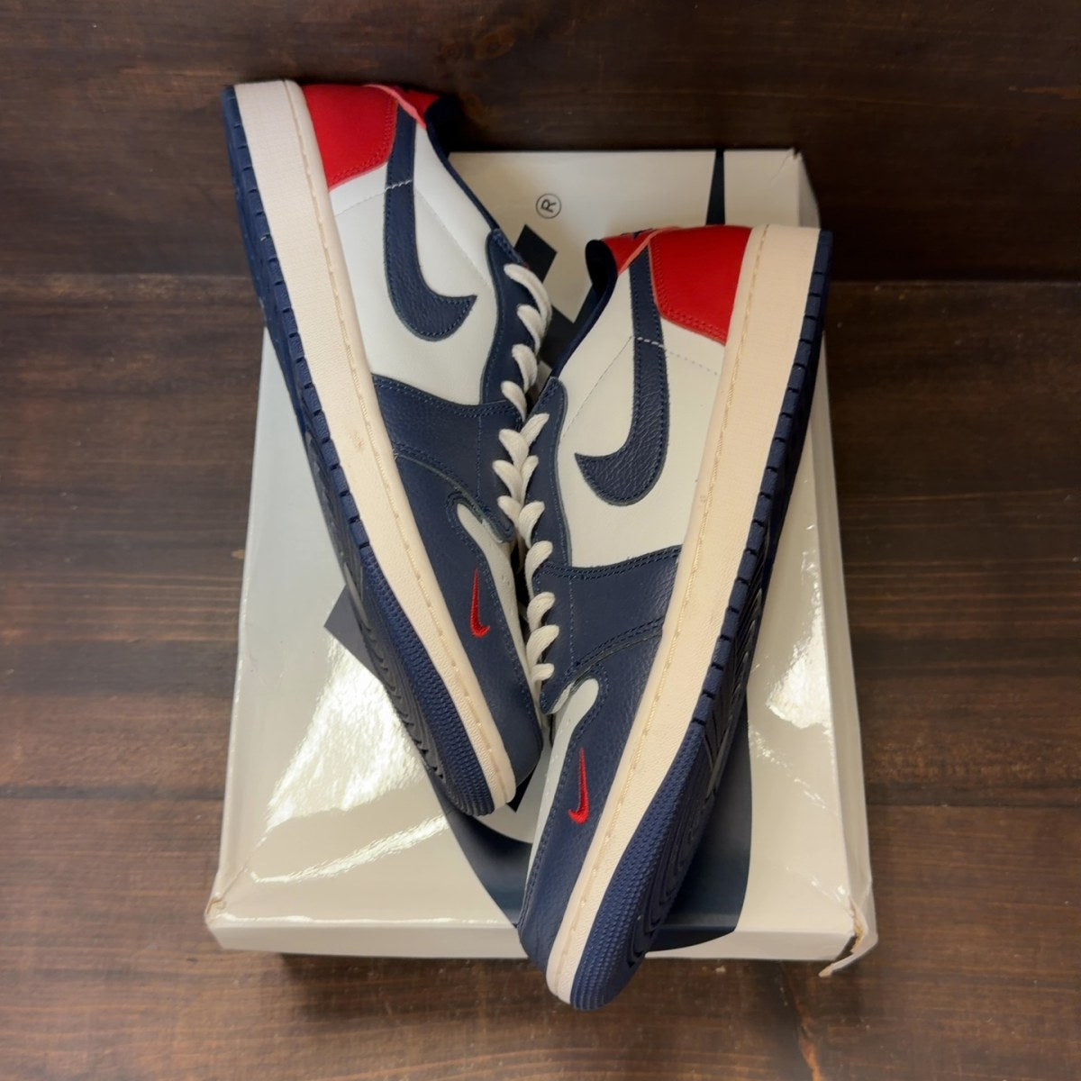 Jordan 1 Retro Low OG Howard University - Image 2