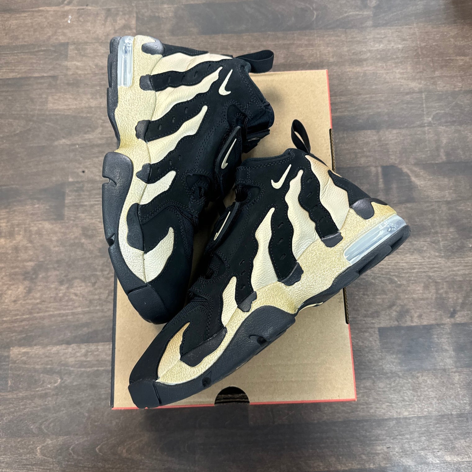 Black Vegas Gold Nike Air DT Max 96 (USED)