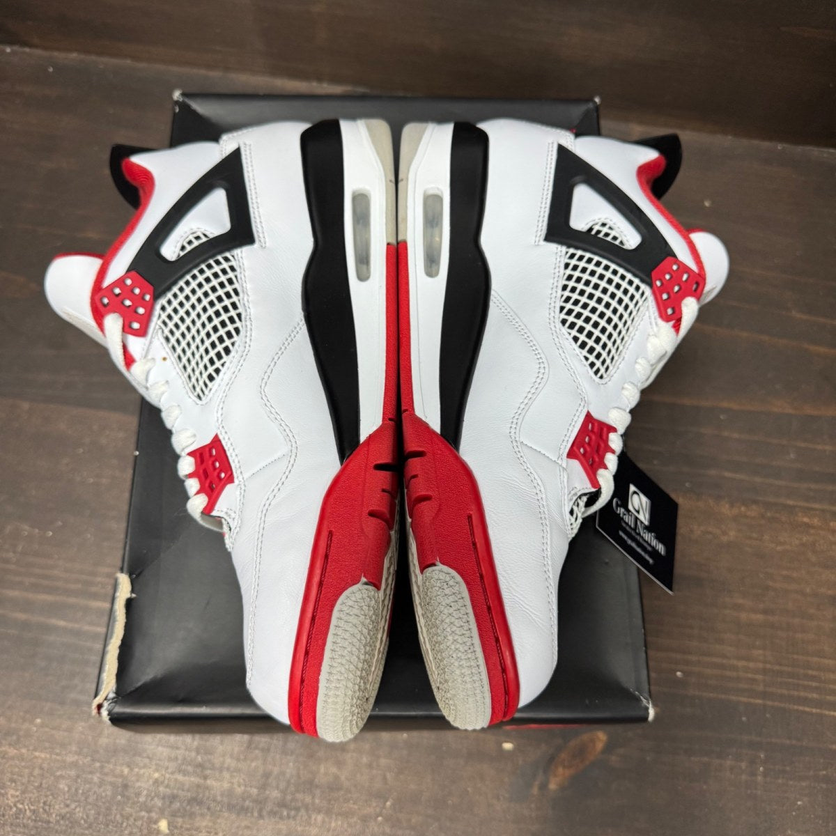 Jordan 4 Retro Fire Red (2020) Size 9 (Pre-Owned) - tag
