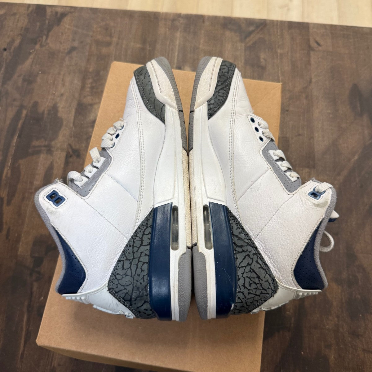 Jordan 3 Retro Midnight Navy (GS) Size 7Y (Pre-Owned) - Image 4