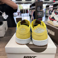 (W) Canary Travis Scott Jordan 1 Low OG SP (USED)