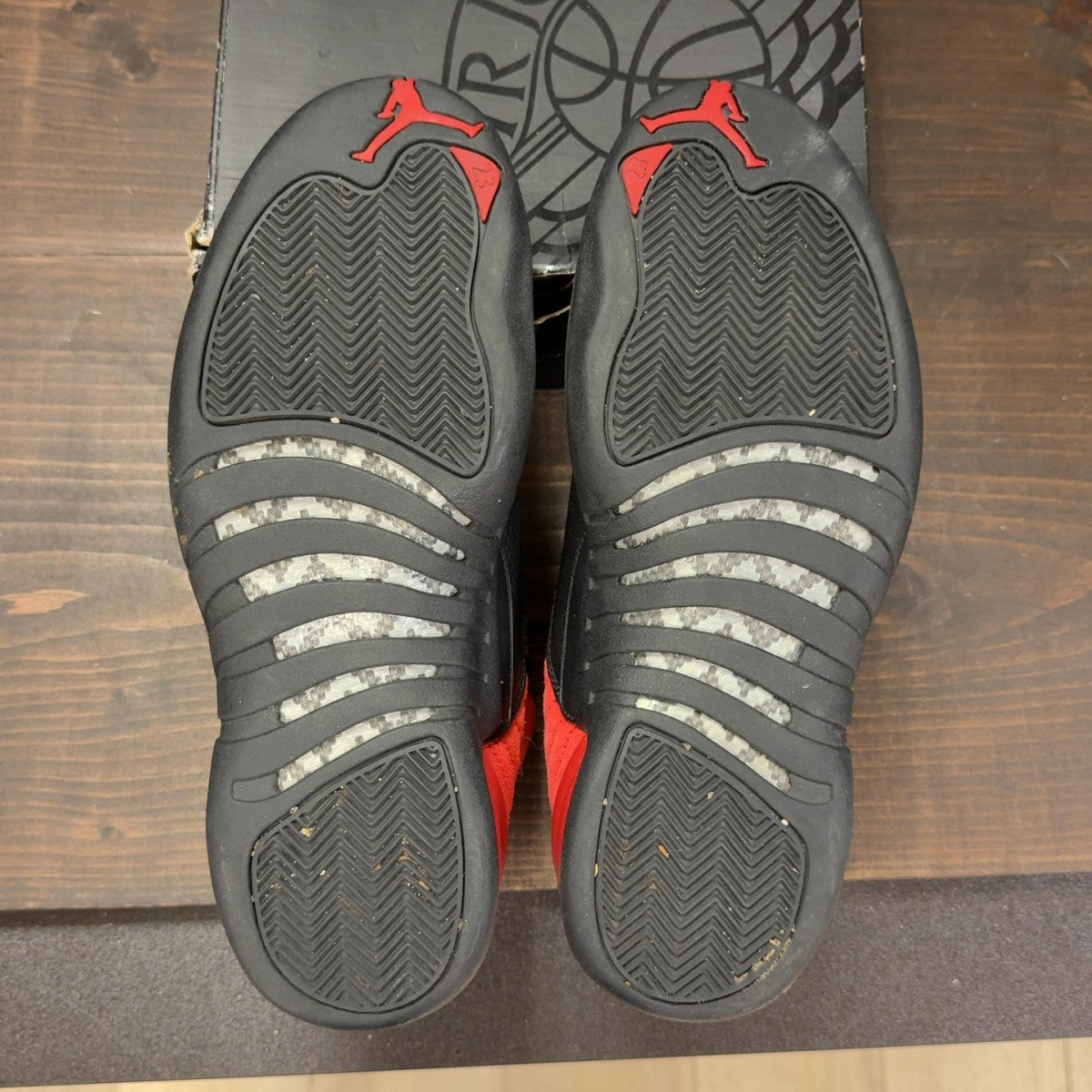 Jordan 12 Retro Reverse Flu Game Size 10.5 (Pre-Owned) - Image 8