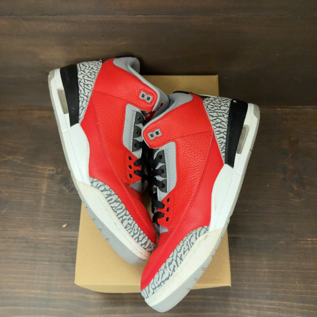 Jordan 3 Retro SE Unite Size 13 (Pre-Owned) - Image 2
