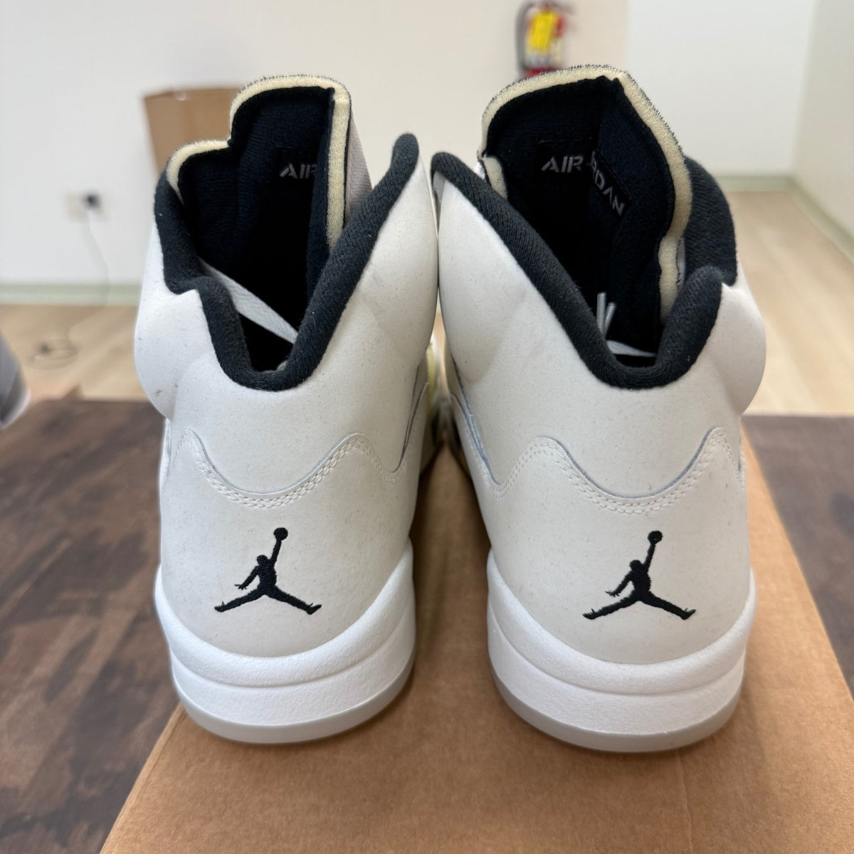 Jordan 5 Retro SE Sail Size 12 (Pre-Owned) - Image 3
