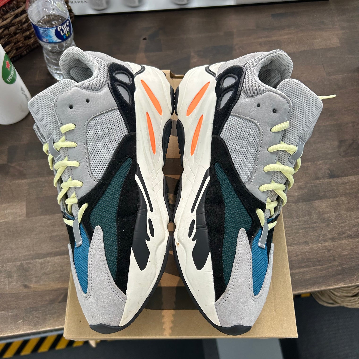 Wave Runner Yeezy 700 (USED)