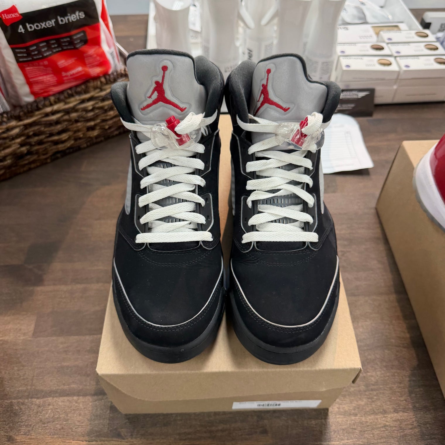 Black Metallic Jordan 5 (2025) (USED,No Box)