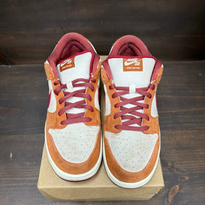 Nike SB Dunk Low Pro Dark Russet Cedar Size 12 (Pre-Owned) - Image 3