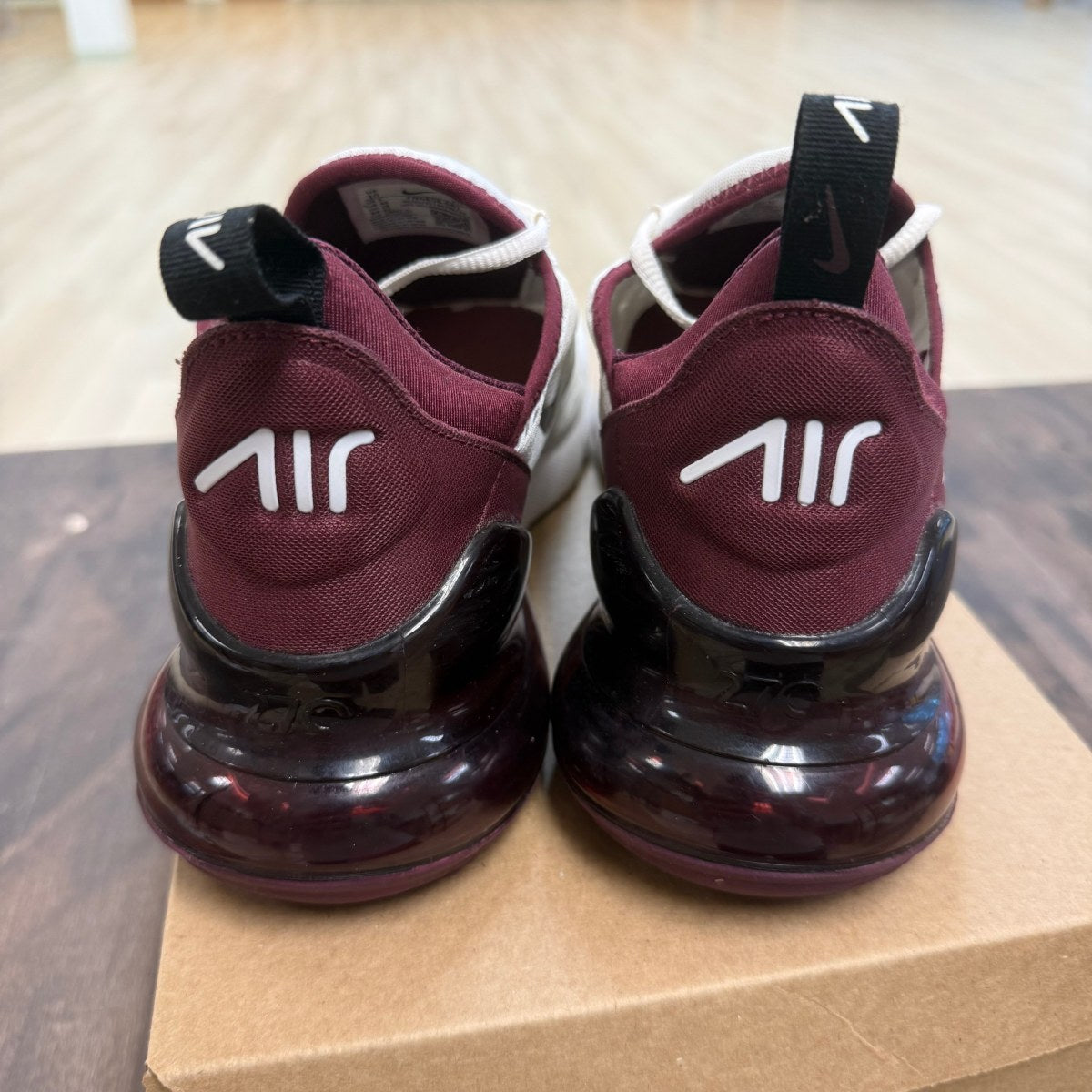 Nike Air Max 270 Night Maroon Size 10 (Pre-Owned) - Image 4