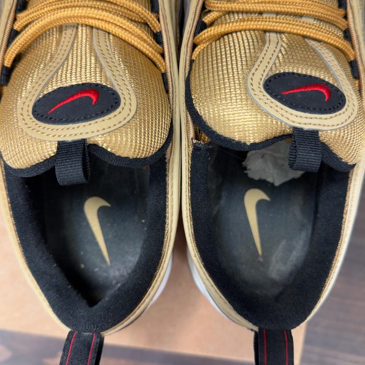 Nike Air Max 97 Metallic Gold (2017/2018) Size 9.5 (Pre-Owned) - Image 5