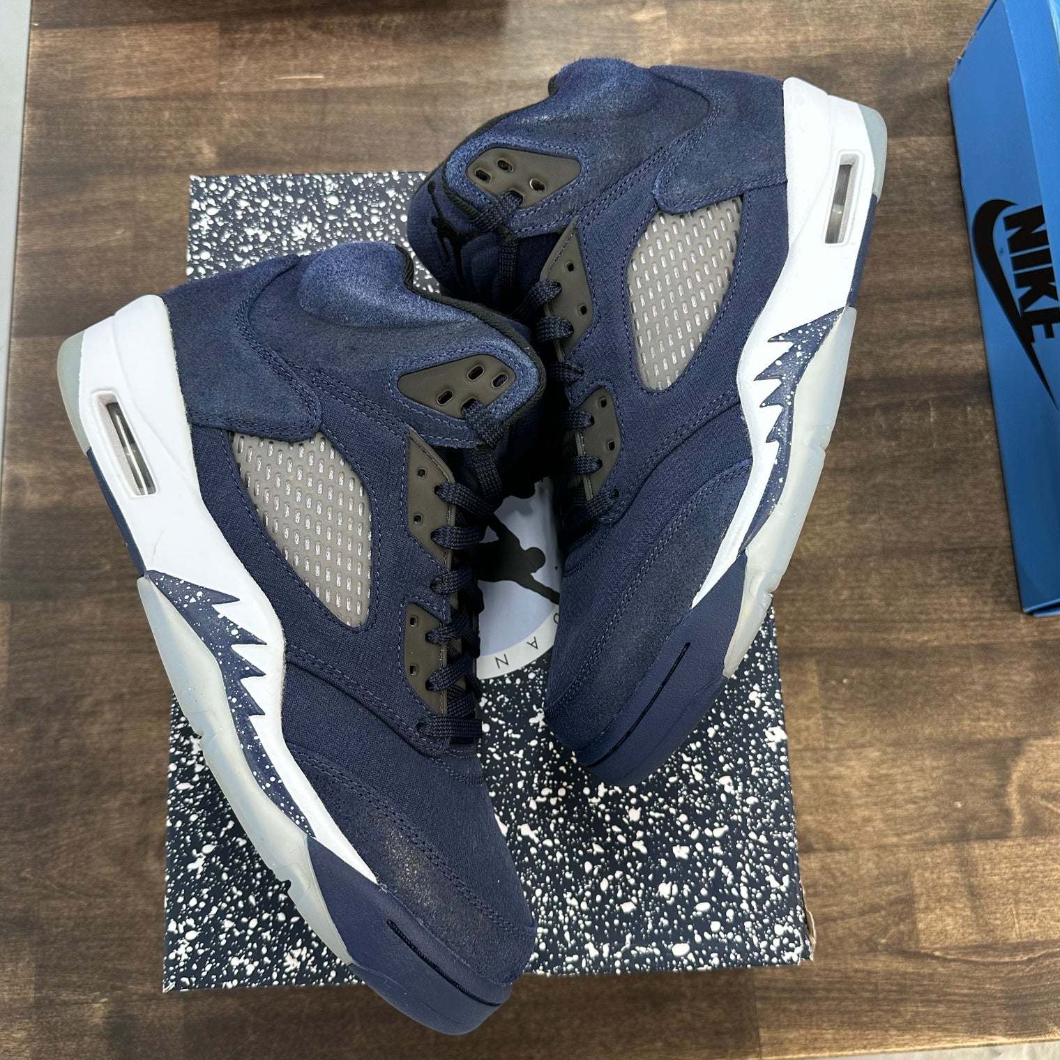 Midnight Navy Jordan 5 Retro (USED)