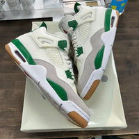Pine Green SB Jordan 4 Retro (Used)