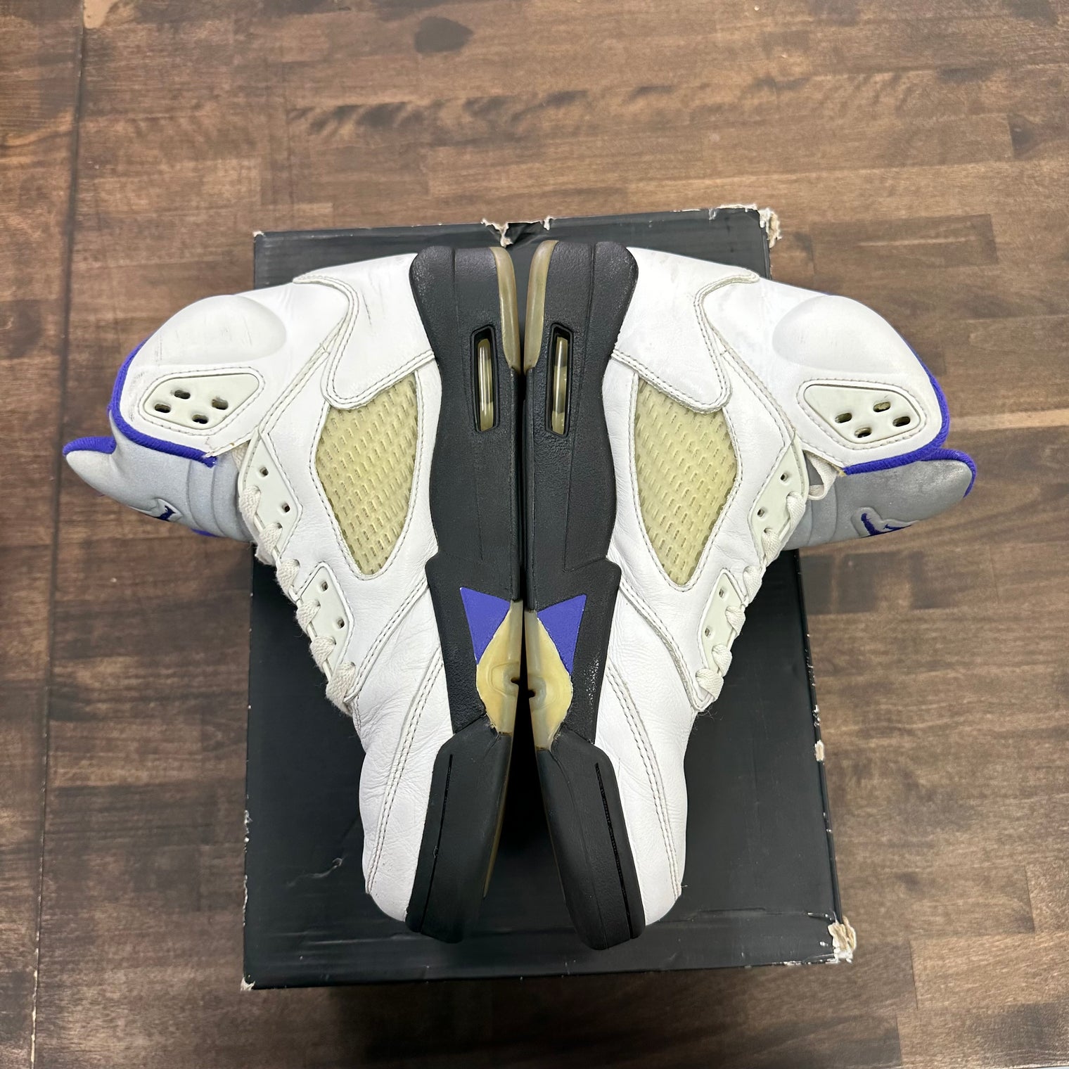 Dark Concord Jordan 5 Retro (USED)
