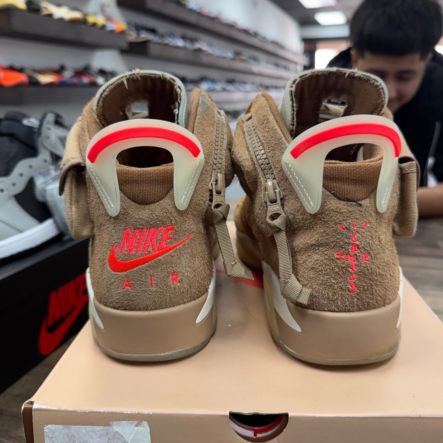 Travis Scott British Khaki Jordan 6 Retro (USED)