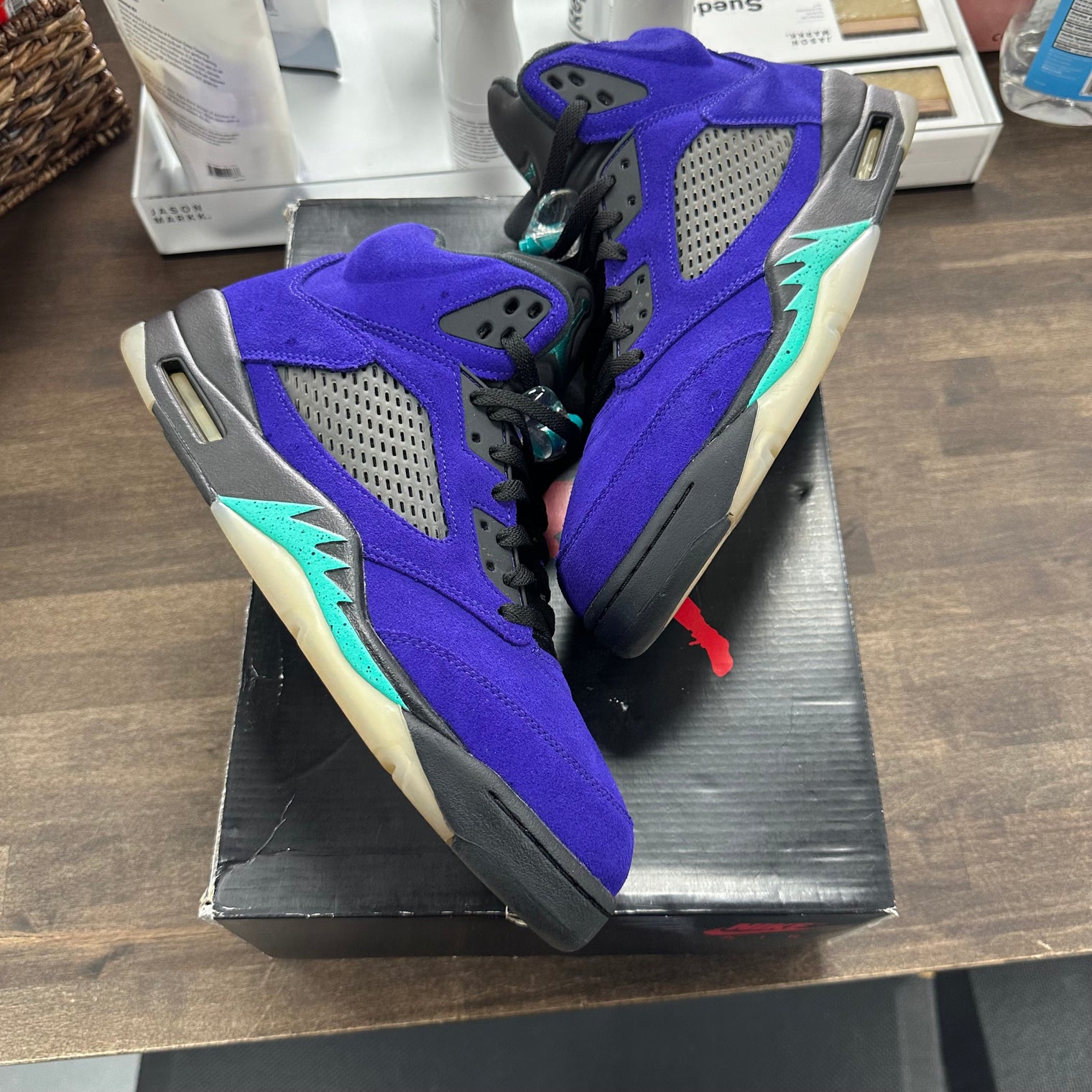 Alternate Grape Jordan 5 (USED)