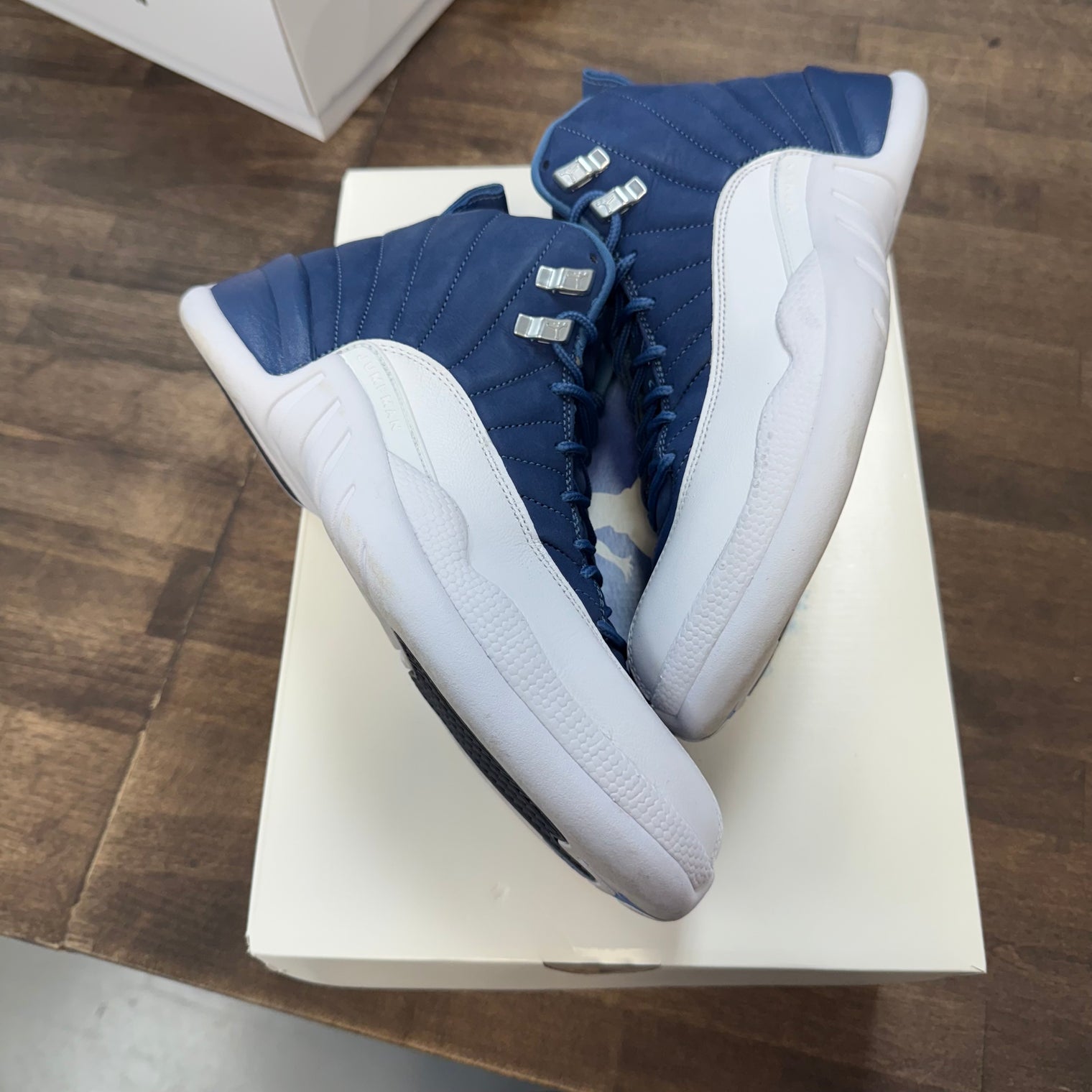 Indigo Jordan 12 (USED)