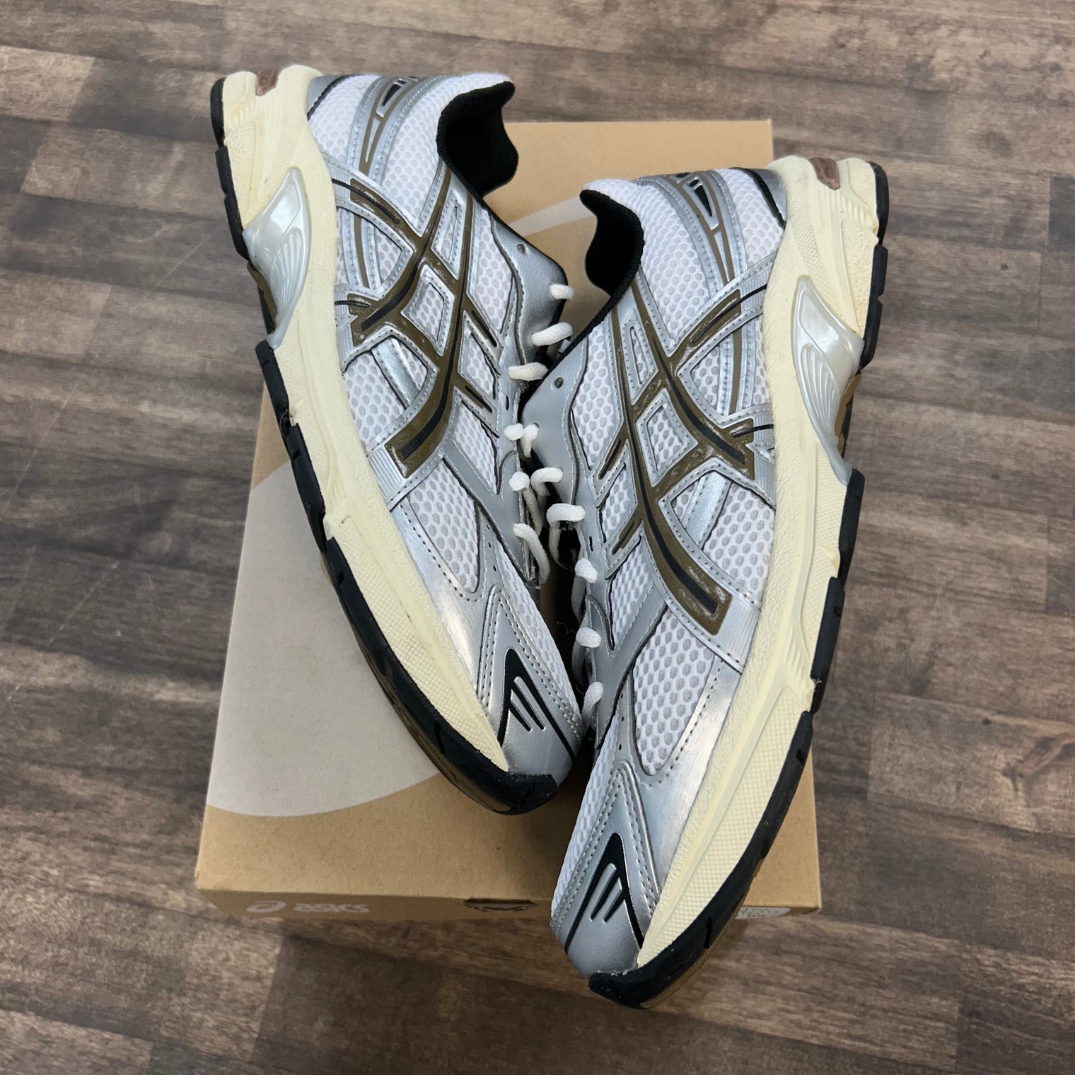 White Clay Canyon Asics Gel-1130 (USED)