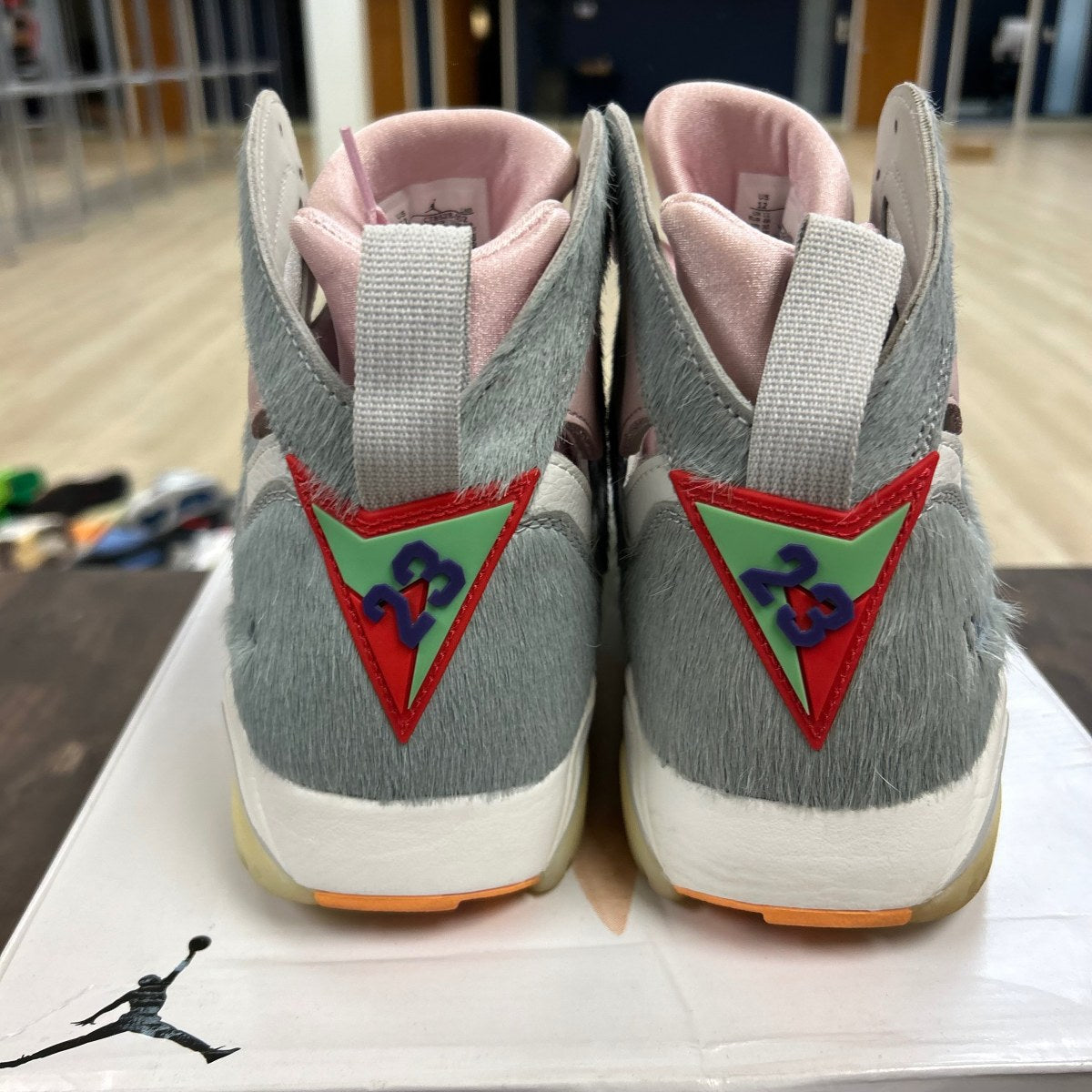 Jordan 7 Retro Neutral Grey - Image 4