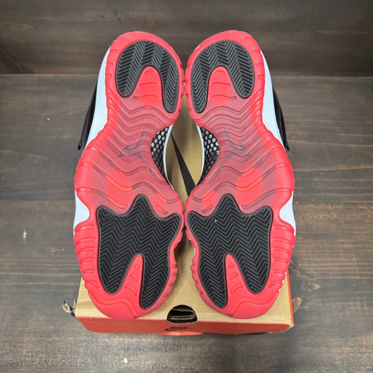 Jordan 11 Retro Low Bred (2025) - Image 6