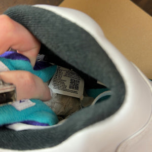 Jordan 5 Retro Grape (2025) (GS) Size 5Y - Image 7