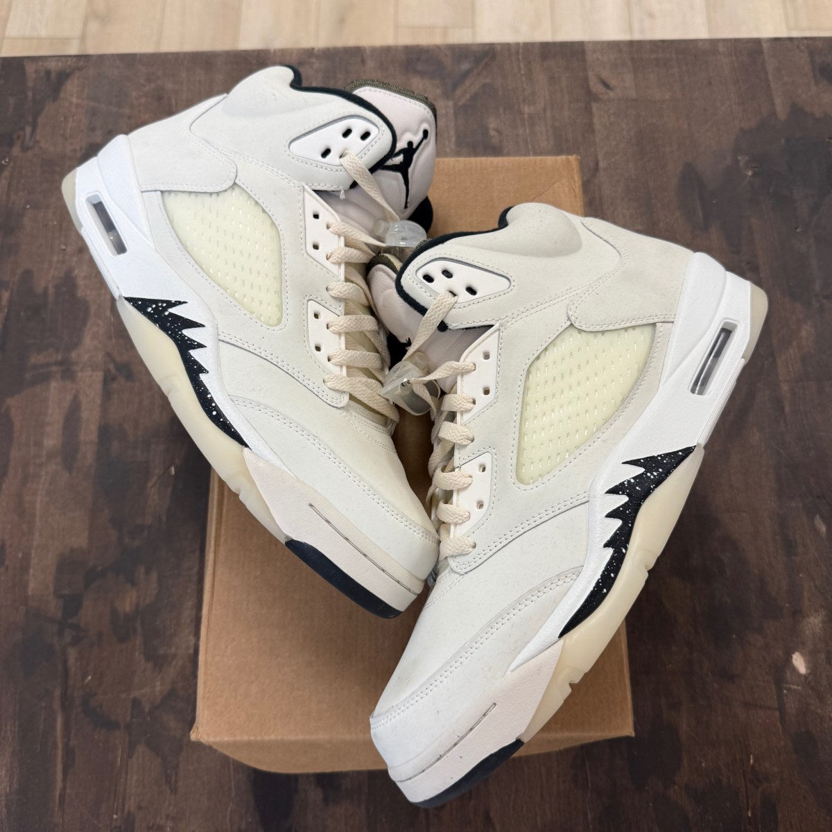Jordan 5 Retro SE Sail Size 12 (Pre-Owned) - Image 1