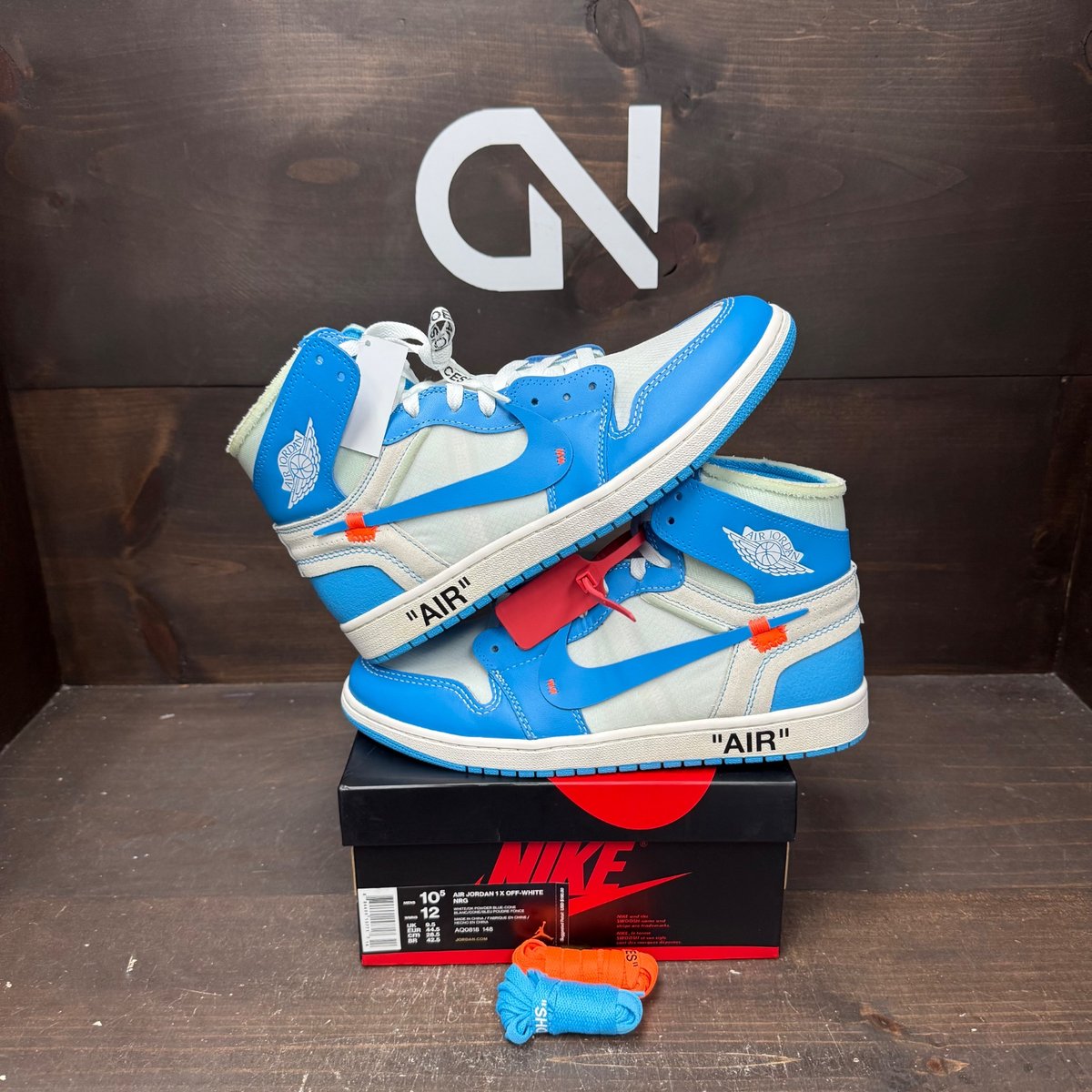 Jordan 1 Retro High Off-White University Blue Size 10.5 (Pre-Owned) - front