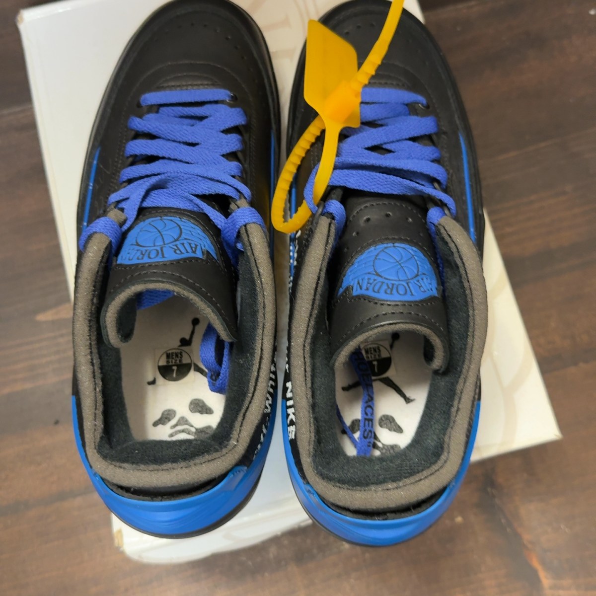Jordan 2 Retro Low SP Off-White Black Blue Size 7 (Pre-Owned)