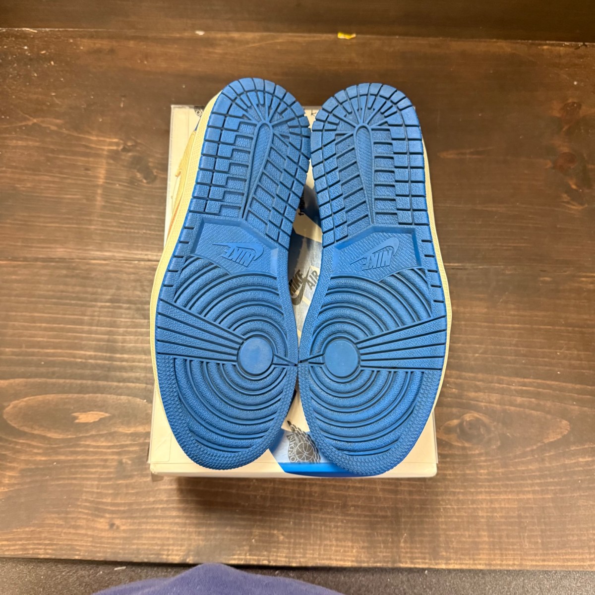 Jordan 1 Retro Low OG SP Fragment x Travis Scott - Image 6