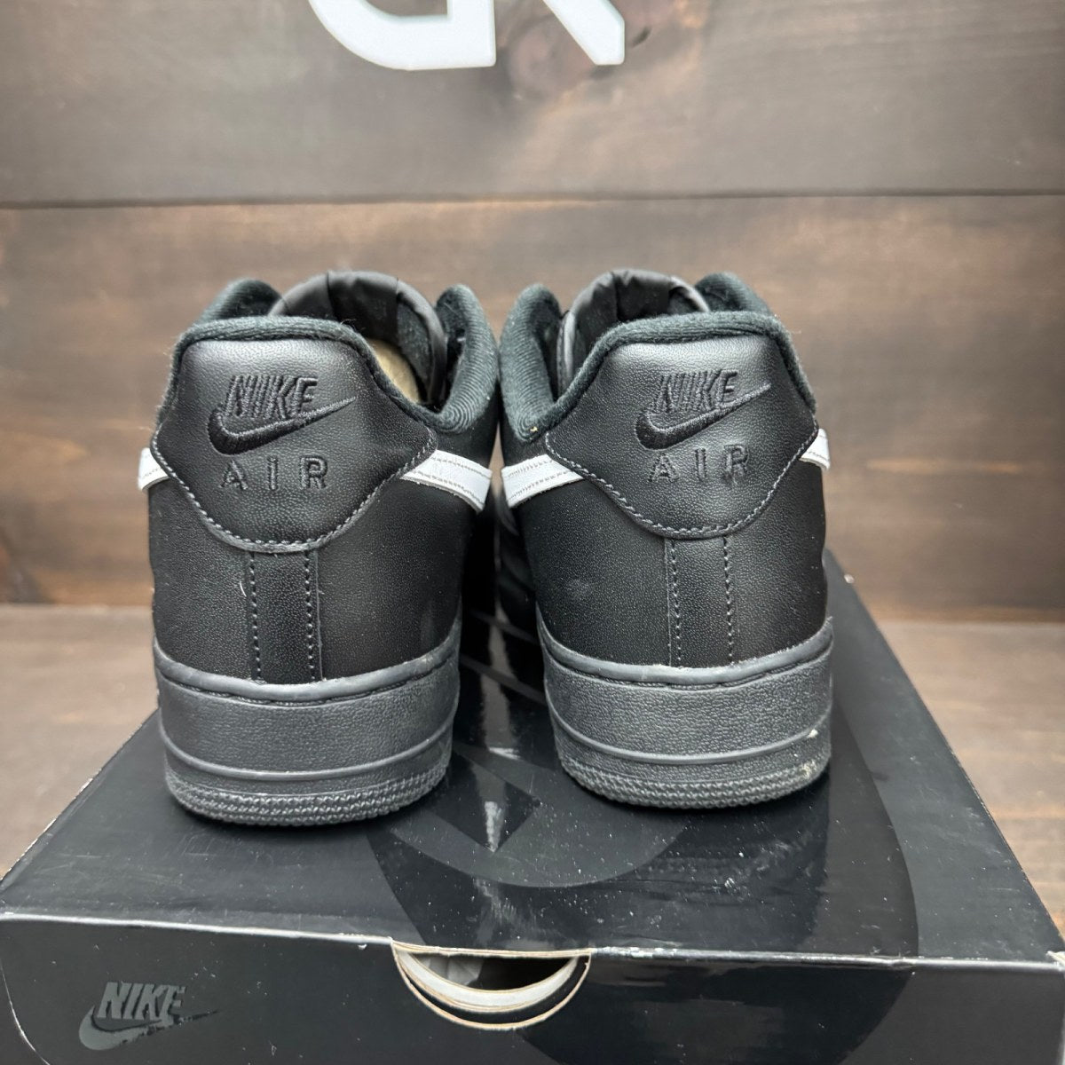 Nike Air Force 1 Low Supreme Black White - Image 5