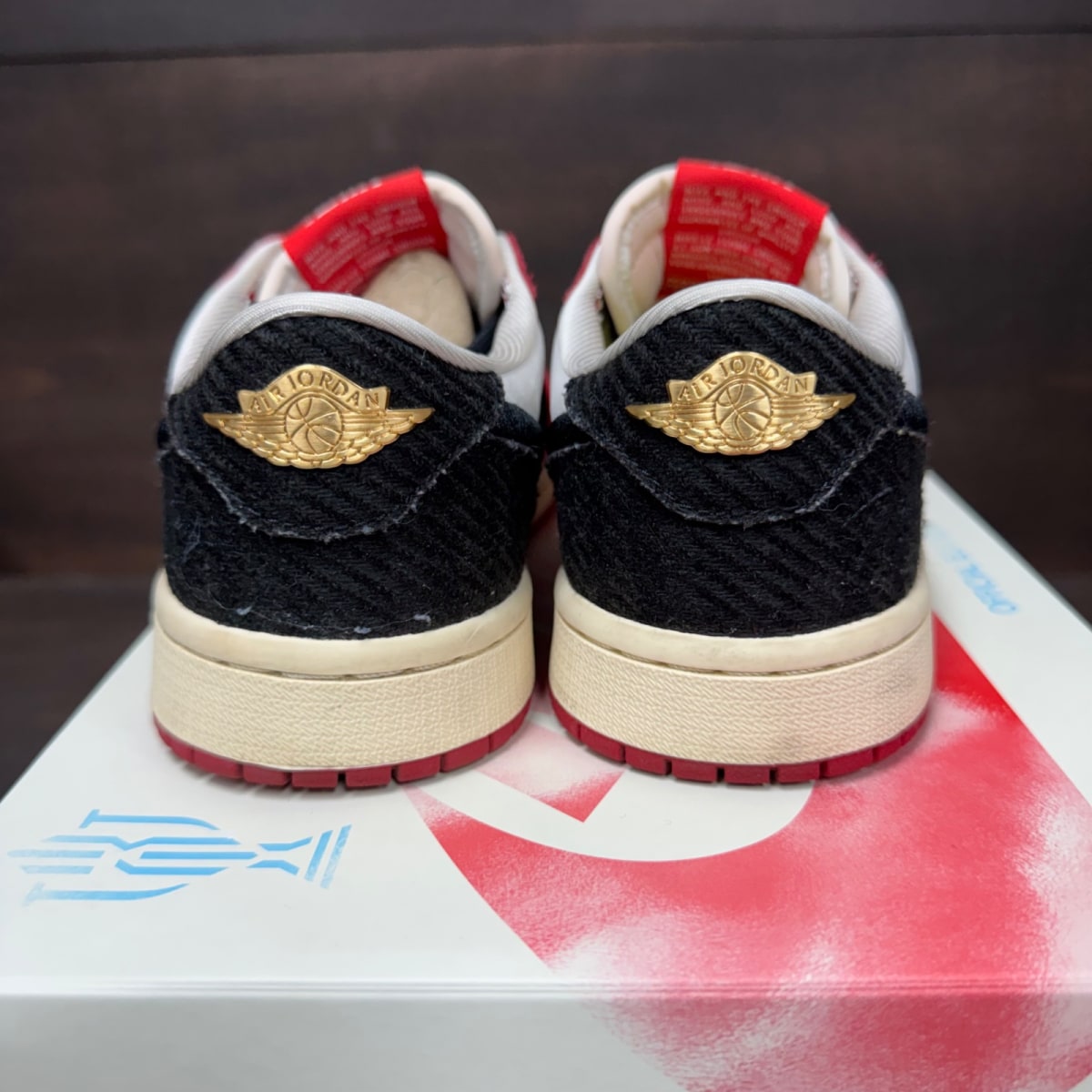 Jordan 1 Retro Low OG Trophy Room Rookie Card Away - Image 5