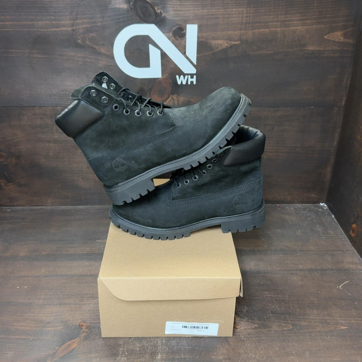 Timberland 6" Basic Boot Black Nubuck Size 8.5 (Pre-Owned) - Image 1