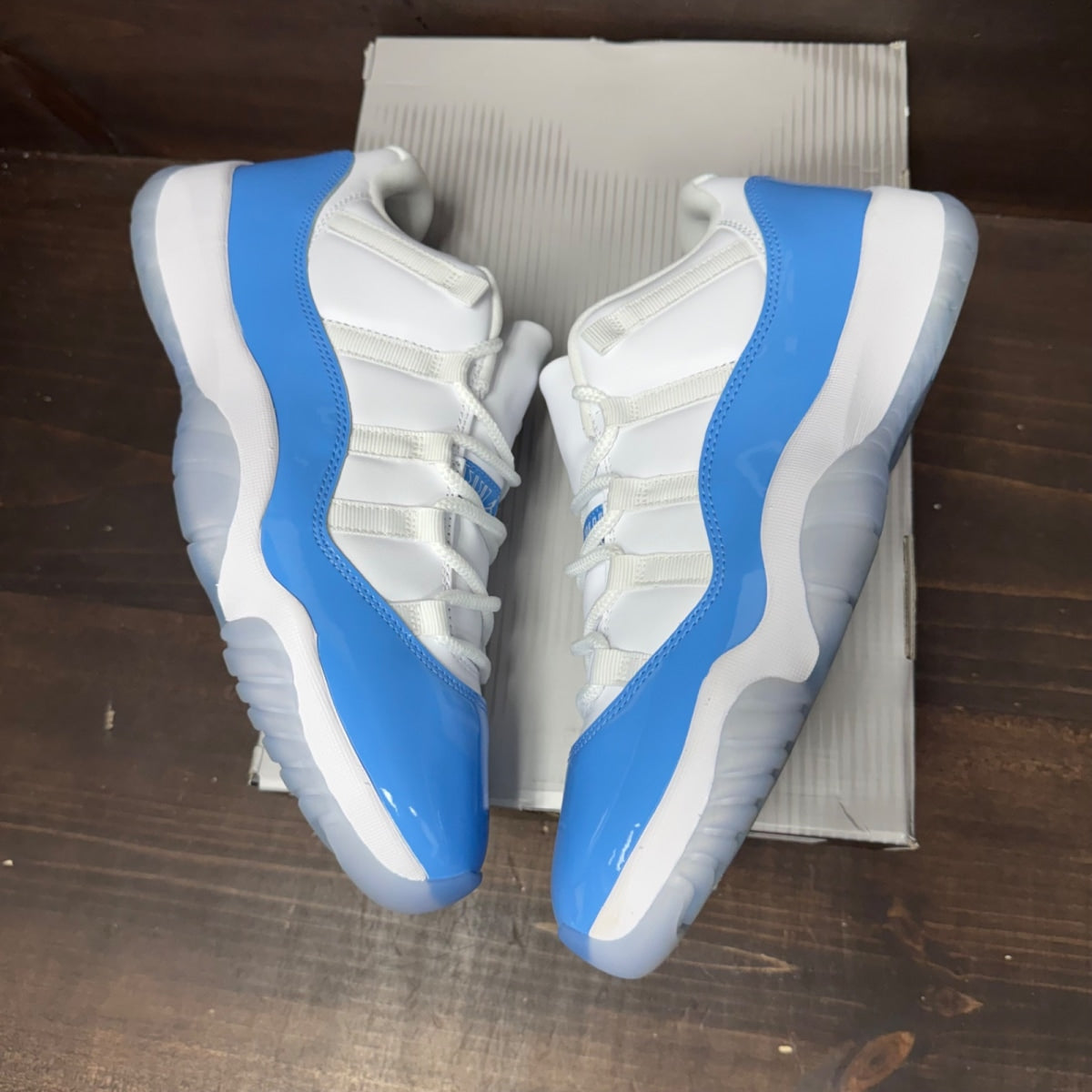 Jordan 11 Retro Low University Blue (2026) - Image 4