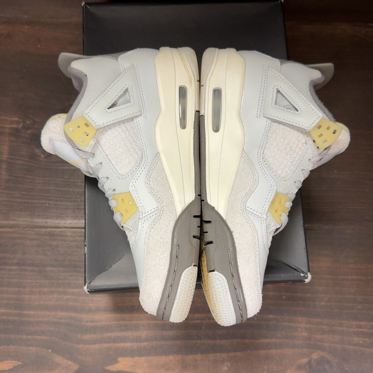 Jordan 4 Retro SE Craft Photon Dust (GS) - Image 4