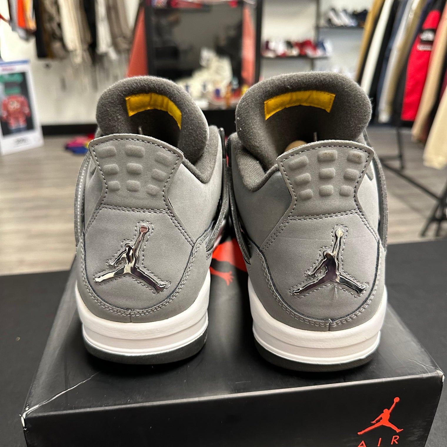 Cool Grey Jordan 4 (USED)