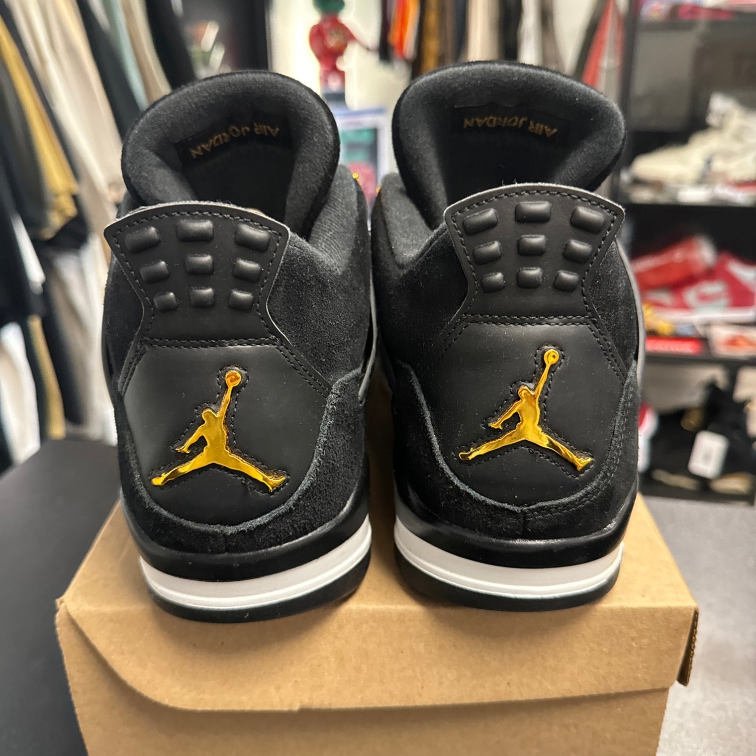 Jordan 4 Royalty (USED, no box)