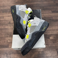 Neon 95 Jordan 4 Retro (USED)