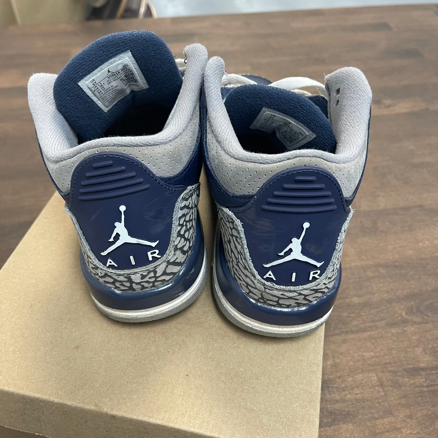 Georgetown Jordan 3 (GS) (USED, No Box)
